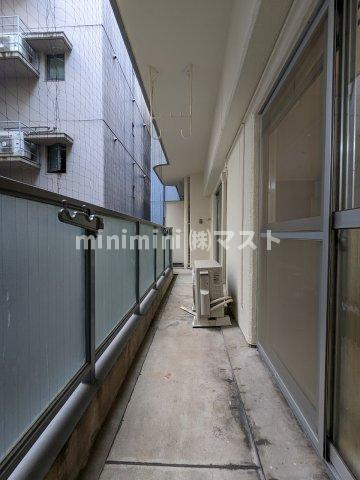 大阪市西区北堀江３丁目の賃貸マンションのバルコニー