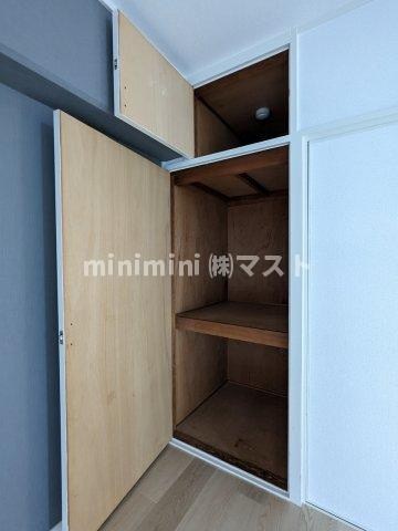 大阪市西区北堀江３丁目の賃貸マンションの収納
