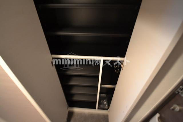 大阪市西区立売堀４丁目の賃貸マンションの収納