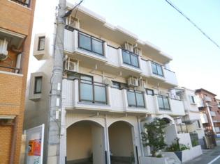 ジョイフル西宮北口1の外観