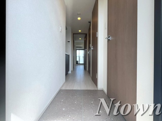 【玄関】 | S-RESIDENCE志賀本通dearly(ディアリー) | 玄関です