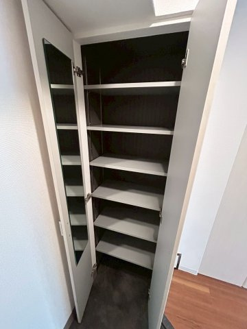 アーバンフラッツ難波東の収納
