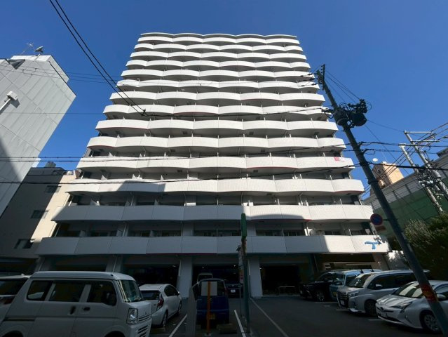 セレニテ日本橋プリエの外観