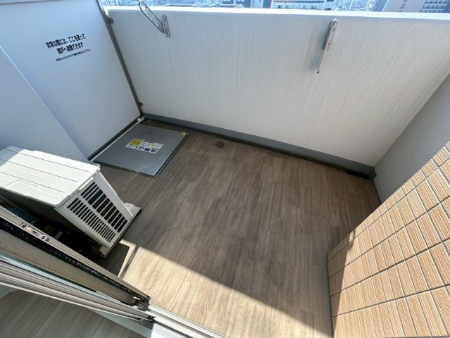 セレニテ日本橋プリエのバルコニー
