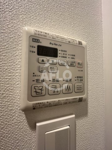 サムティ上新庄レジデンスの洗面所|サムティ上新庄レジデンス　浴室乾燥機