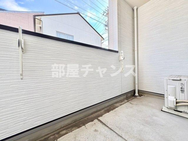 名古屋市中村区千原町のアパートのバルコニー