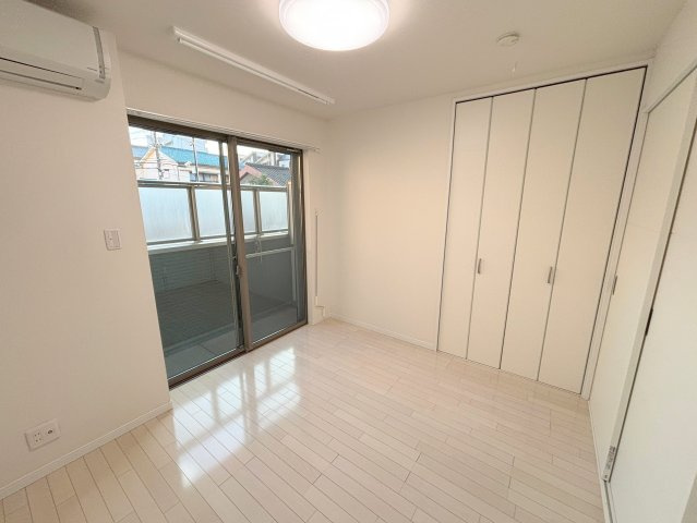 セレニティ田川北A棟の洋室
