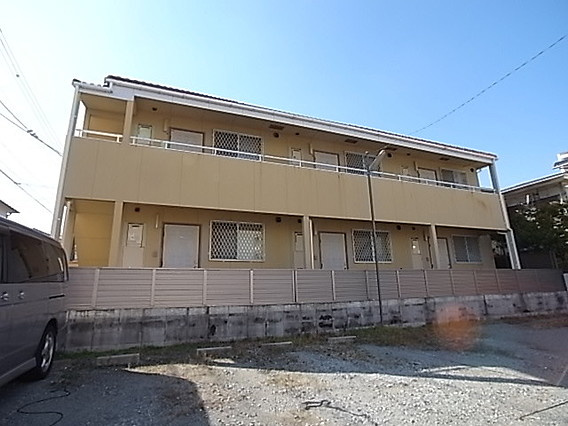 神戸市東灘区北青木２丁目のアパート