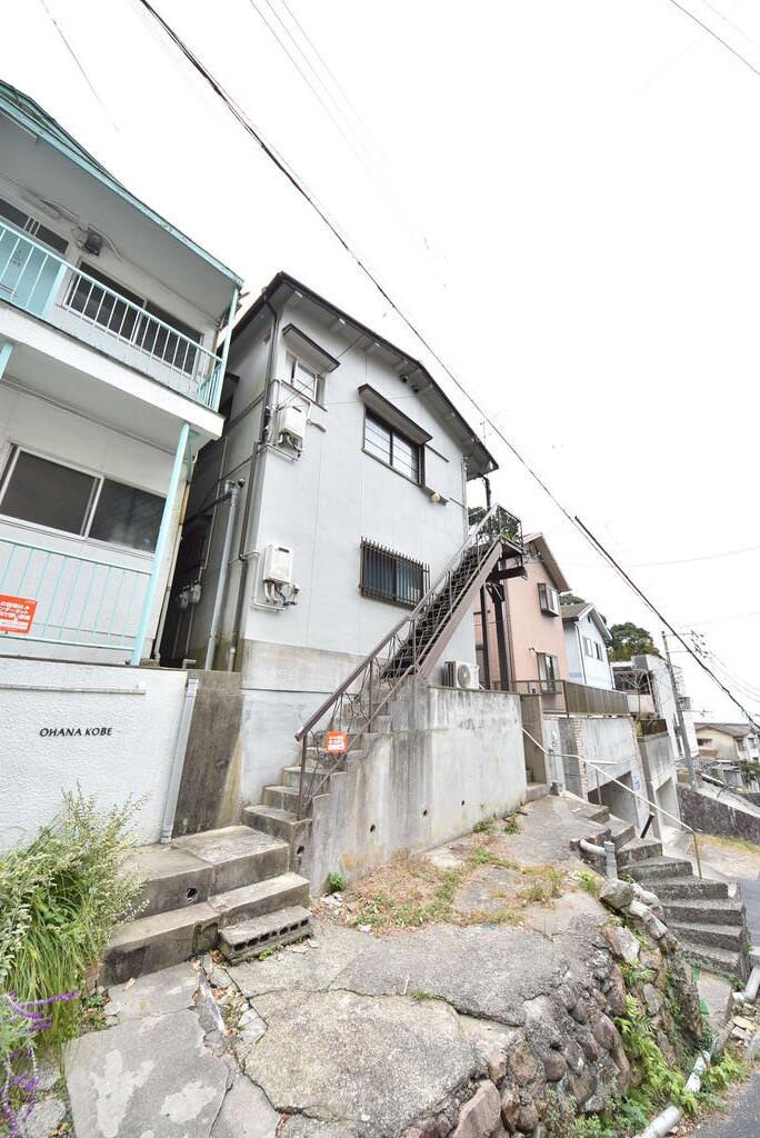 神戸市中央区熊内町９丁目のアパート