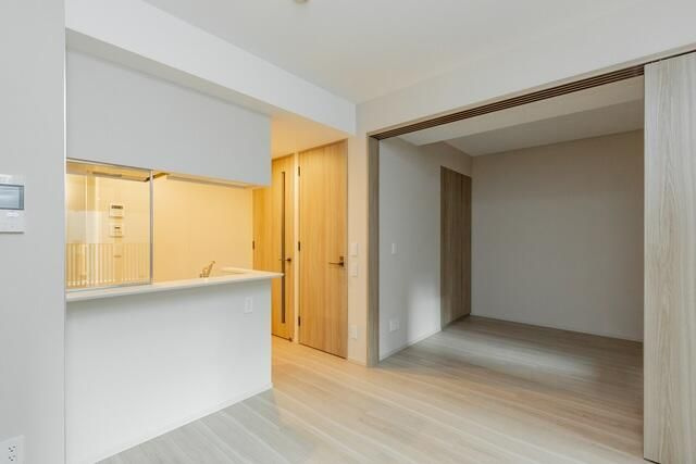メゾンカルム日本橋馬喰町の居間・リビング