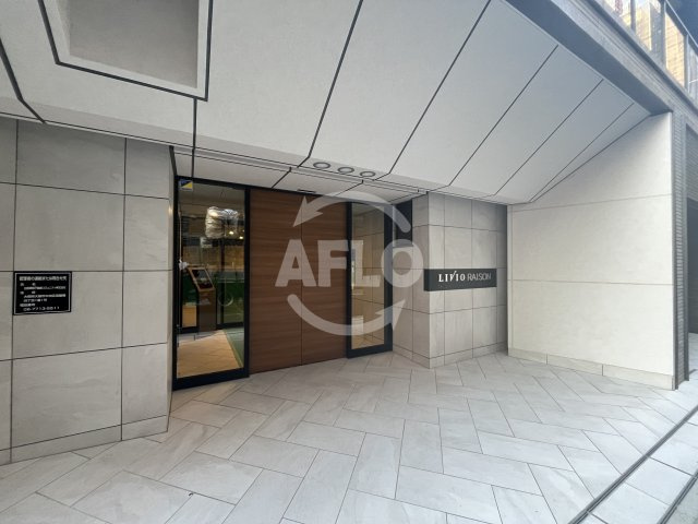 リビオレゾン塚本ステーションプレミアのエントランス|エントランス