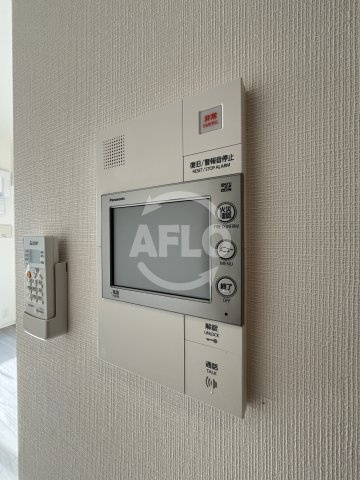 S-RESIDENCE三国WESTのセキュリティ|S-RESIDENCE三国WEST　モニター付きインターホン