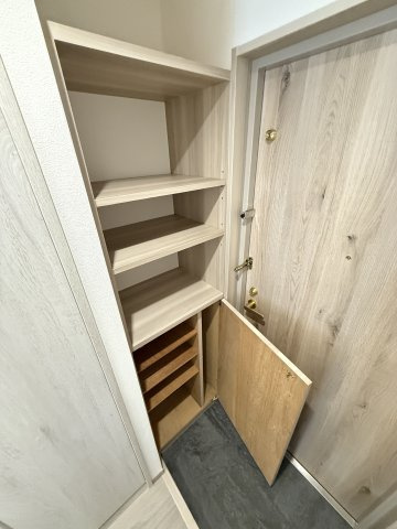 大阪市中央区島之内１丁目の賃貸マンションの収納