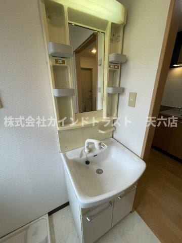 グレース黒崎の洗面所|忙しい朝には欠かせない洗面所です