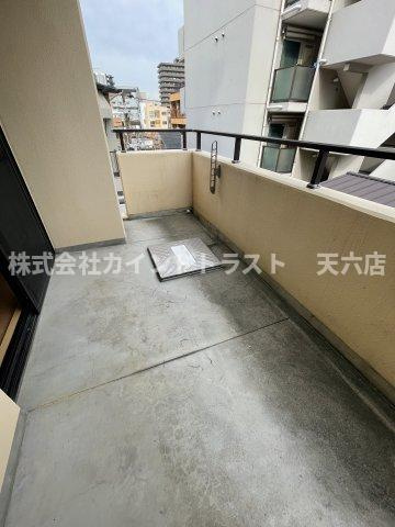 グレース黒崎のバルコニー|バルコニーからの眺めを楽しみながら食事をしませんか
