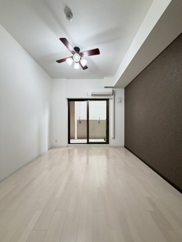 Luxe難波南の居間・リビング