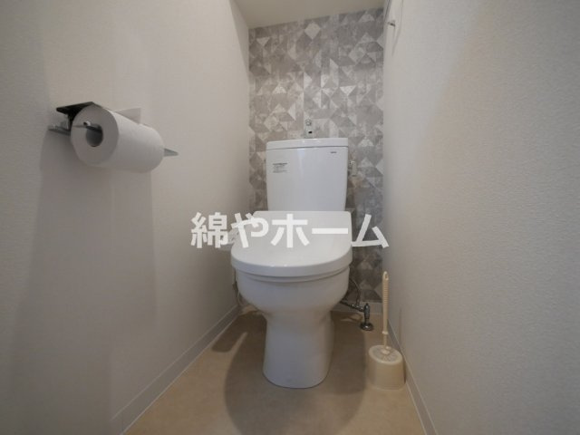 エスリード ザ・イーストレジデンス大阪城のトイレ|ゆったりとした空間のトイレです