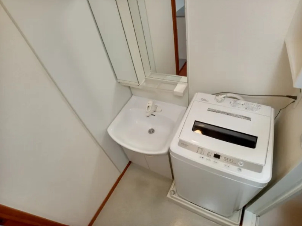 レオパレスエスピナカⅢの独立洗面台