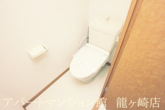 レオパレス山久のトイレ
