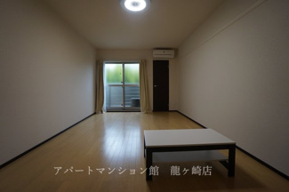 【寝室】 | クレイノブロッケン