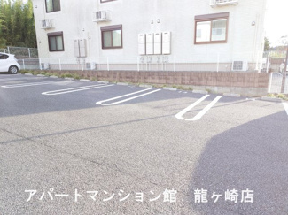 【駐車場】 | ヴィラ・エレガント