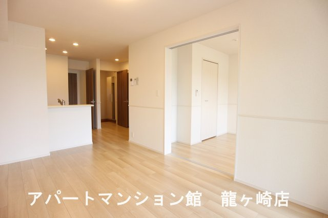 カプレットの居間・リビング