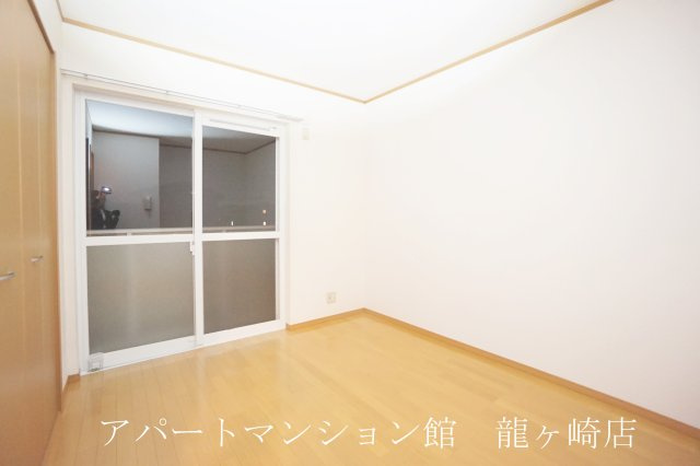 サザンクロス阿見の洋室