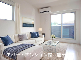 【居間・リビング】 | リリア・ヴィレⅡ | CGで家具等を配置したものです。実際に家具等は含まれません。