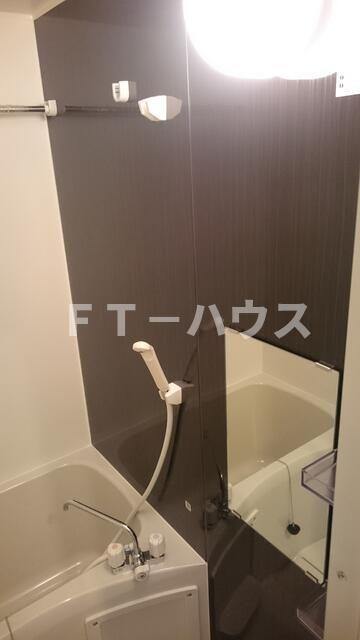 サラブレッドエクセル西船の浴室