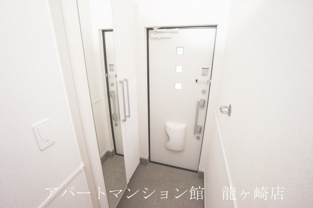 レジデンシアBの玄関