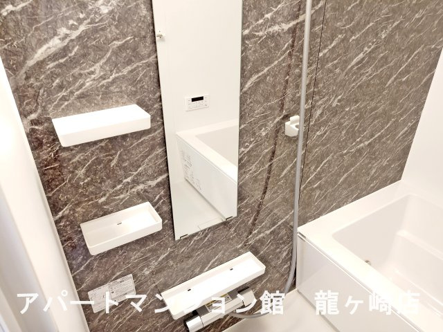 メゾン　ベルフルールの浴室