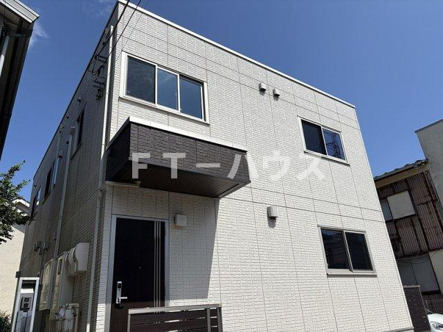 船橋市前貝塚町テラスハウスの外観