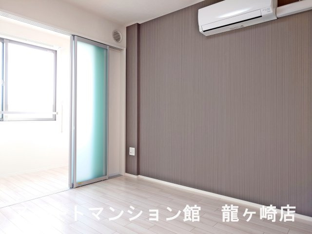 メゾン　ベルフルールの居間・リビング