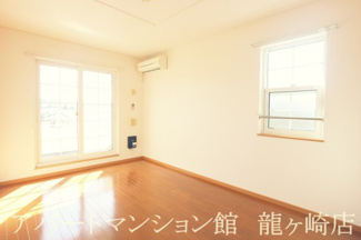 【居間・リビング】 | さくらヒルズ霞台　壱番館