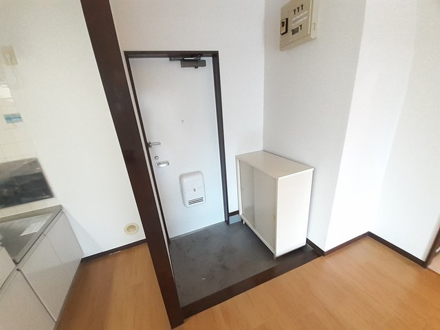 エルディムセブンの玄関