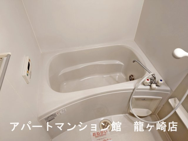 グリシーヌ・パレⅡＡ棟の浴室