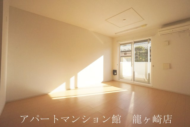 サクラの内装