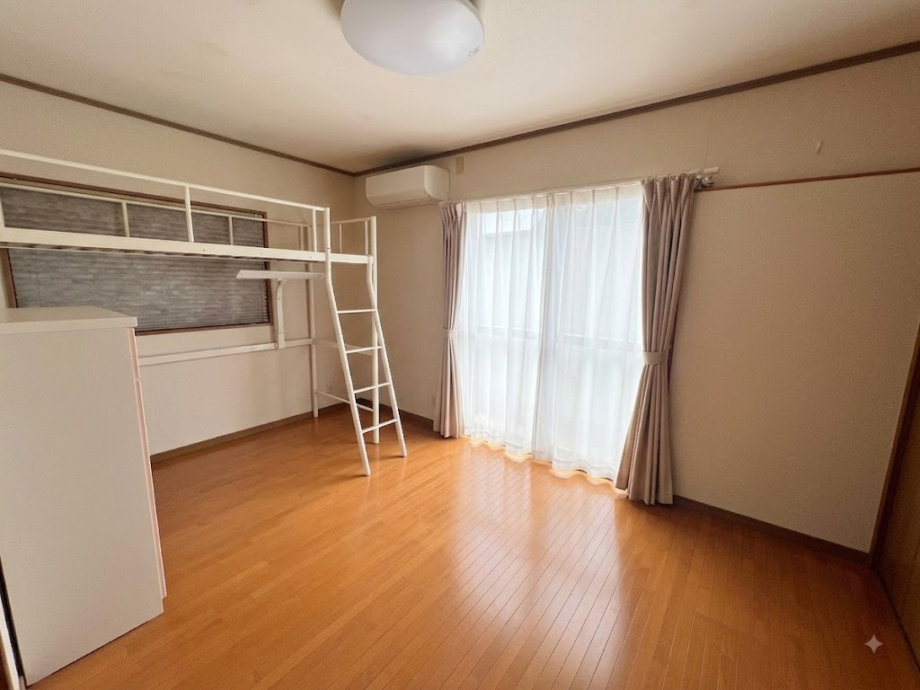【安心の鉄筋カーポート2台分】最新トイレ＆エアコン完備！小城市小城町　3LDKの平屋住宅の洋室