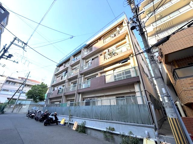 アクシス水道筋の外観