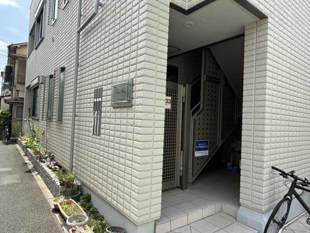Ｅａｓｔ　ｒａｙのエントランス