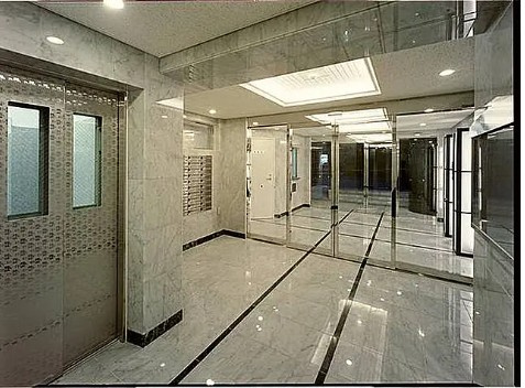 千代田区神田須田町１丁目の賃貸マンションのロビー