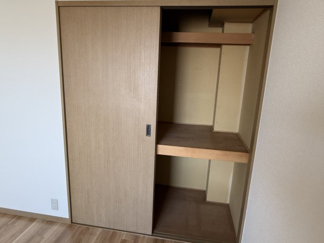グランデックス上荻の収納