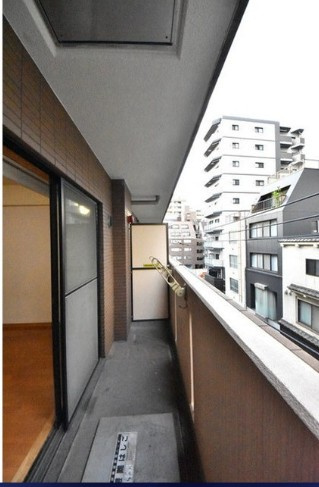 千代田区東神田１丁目の賃貸マンションのバルコニー