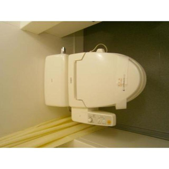 【トイレ】 | レガーロ西早稲田 | ※写真は同タイプ住戸です。