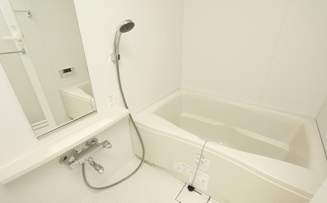 【浴室】 | レガーロ西早稲田 | ※写真は同タイプ住戸です。