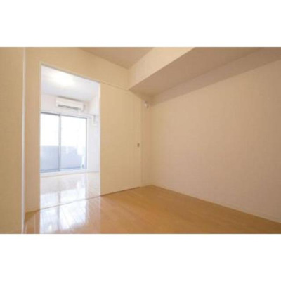 【居間・リビング】 | パークキューブ上野 | ※写真は同タイプ住戸です。