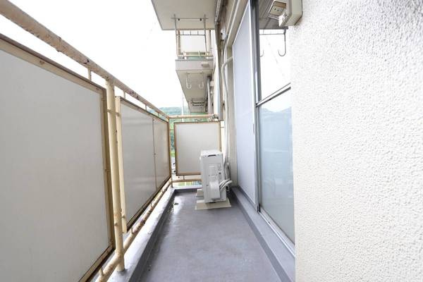 ビレッジハウス有城2号棟のバルコニー|ビレッジハウスの同一物件・同一タイプの間取りの写真です