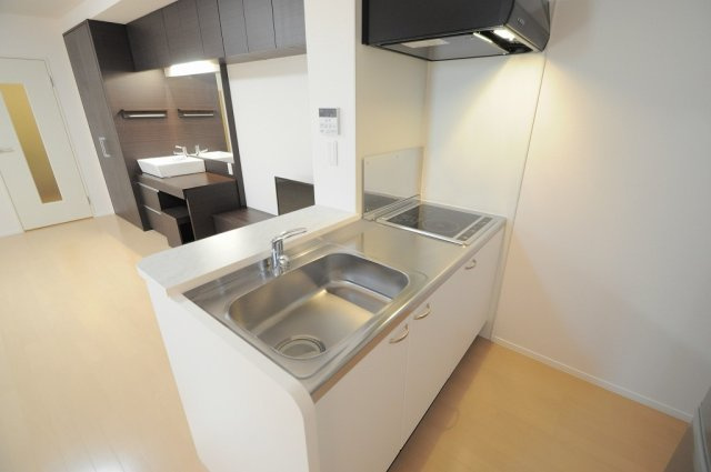 レオネクストユーカリのキッチン|キッチンの種類は異なる可能性が御座います。