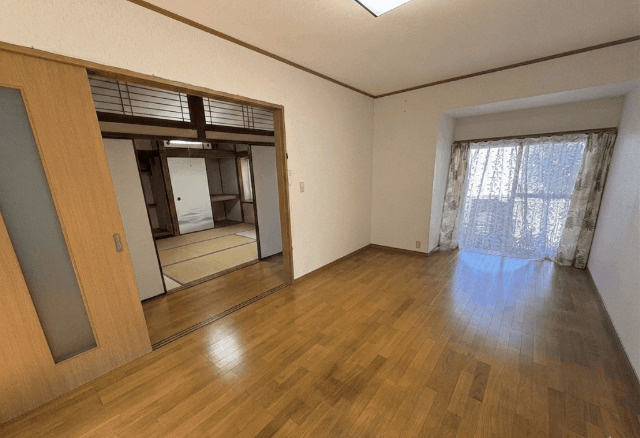 横尾町2408-2・2408-3平屋の居間・リビング