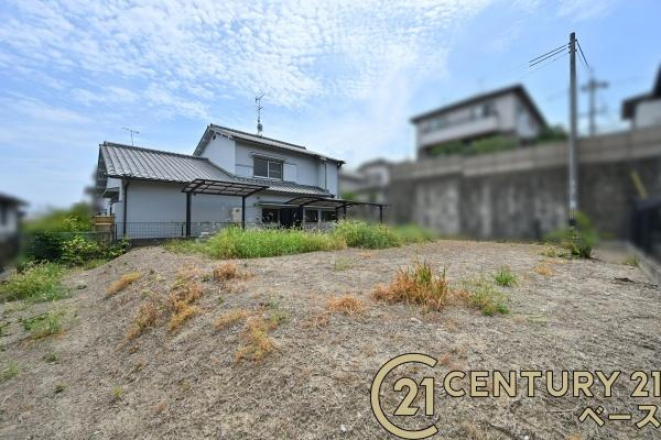 生駒郡三郷町勢野西５丁目の中古一戸建の庭|■現地撮影写真■広々お庭でドッグランも可能です！